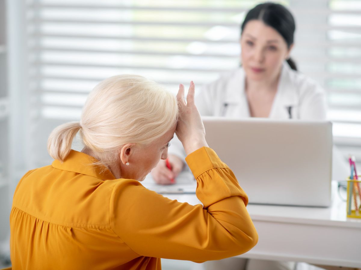 Jak wspierać pacjentów z chorobami neurologicznymi w codziennym funkcjonowaniu układu moczowego?
